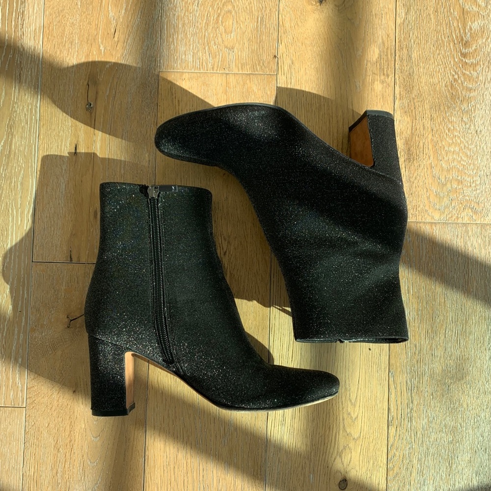 MARC FISHER GLITTER BLACK HEELED BOOTIES